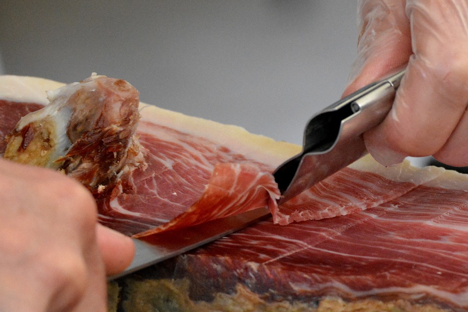 how to cut ham